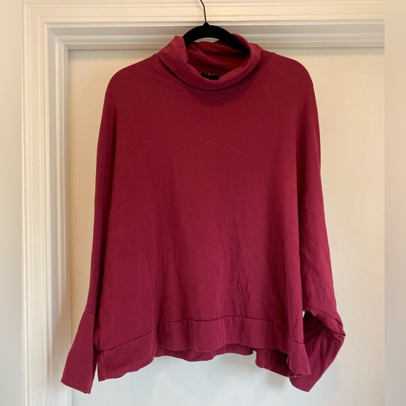 SAGA Long Sleeve Shirt Made In Italy Bat Wing Sleeves Cowl Neck Burgundy Red - Picture 1 of 4